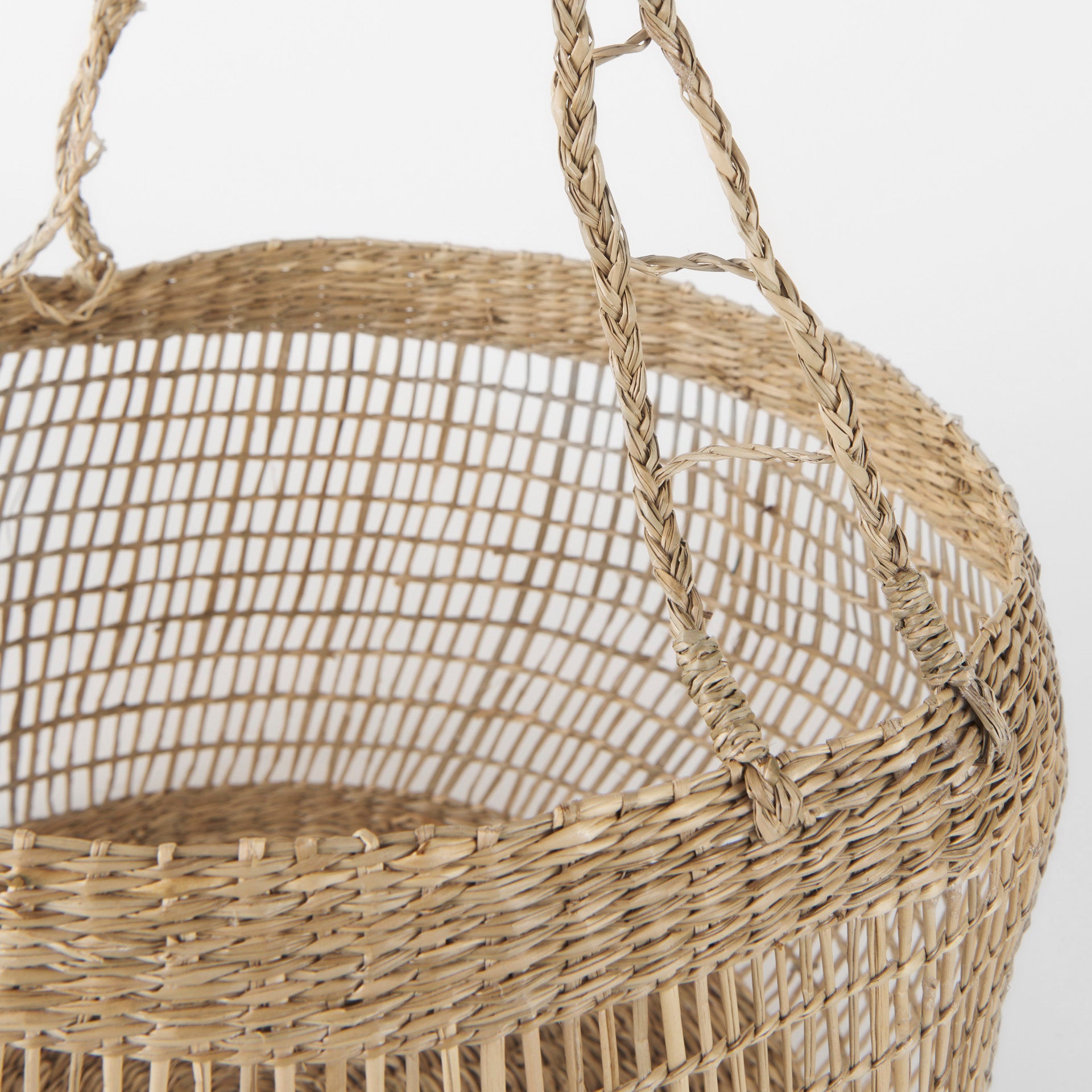 Nova 15.0L x 15.0W x 9.4H (Set of 2) Light Brown Seagrass Woven Round Basket W/ Long Handle