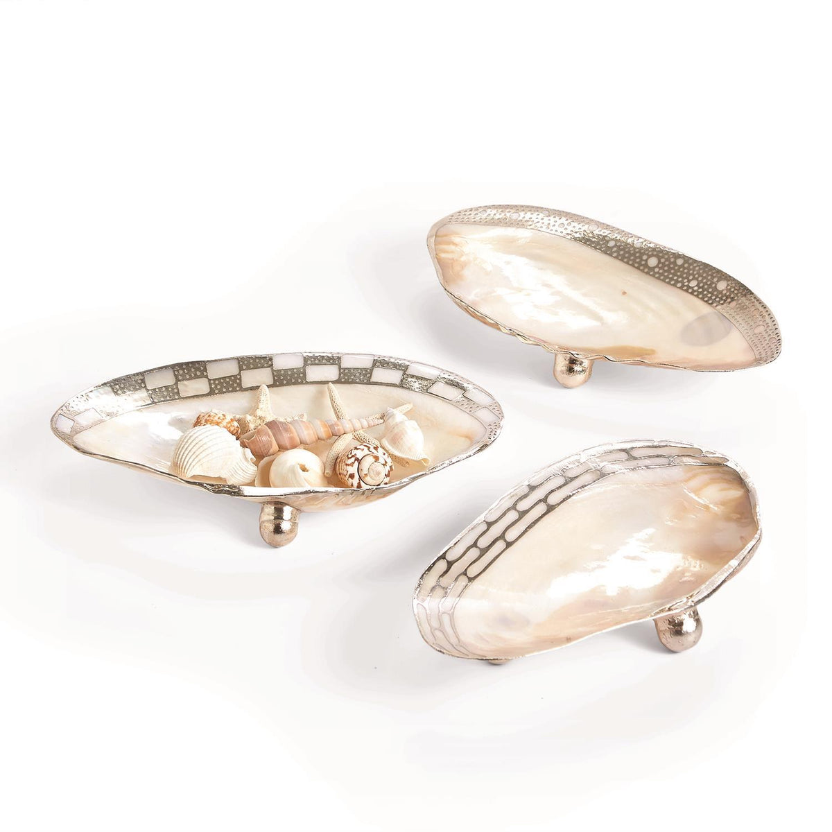 Shell Footed Dish A/3