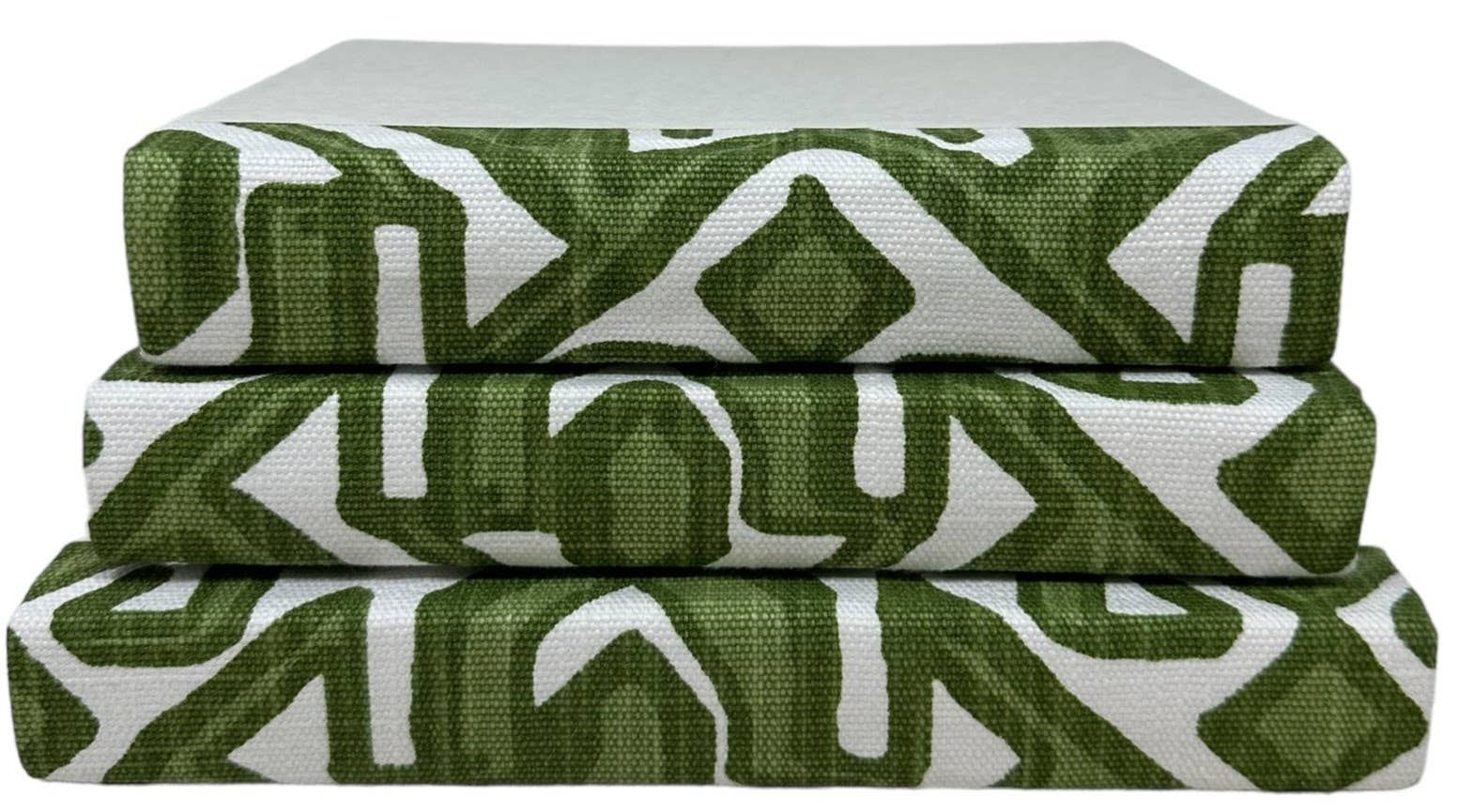 Bermuda Green Geometric Fabric / Off-White Cover / 8.5-9.5"