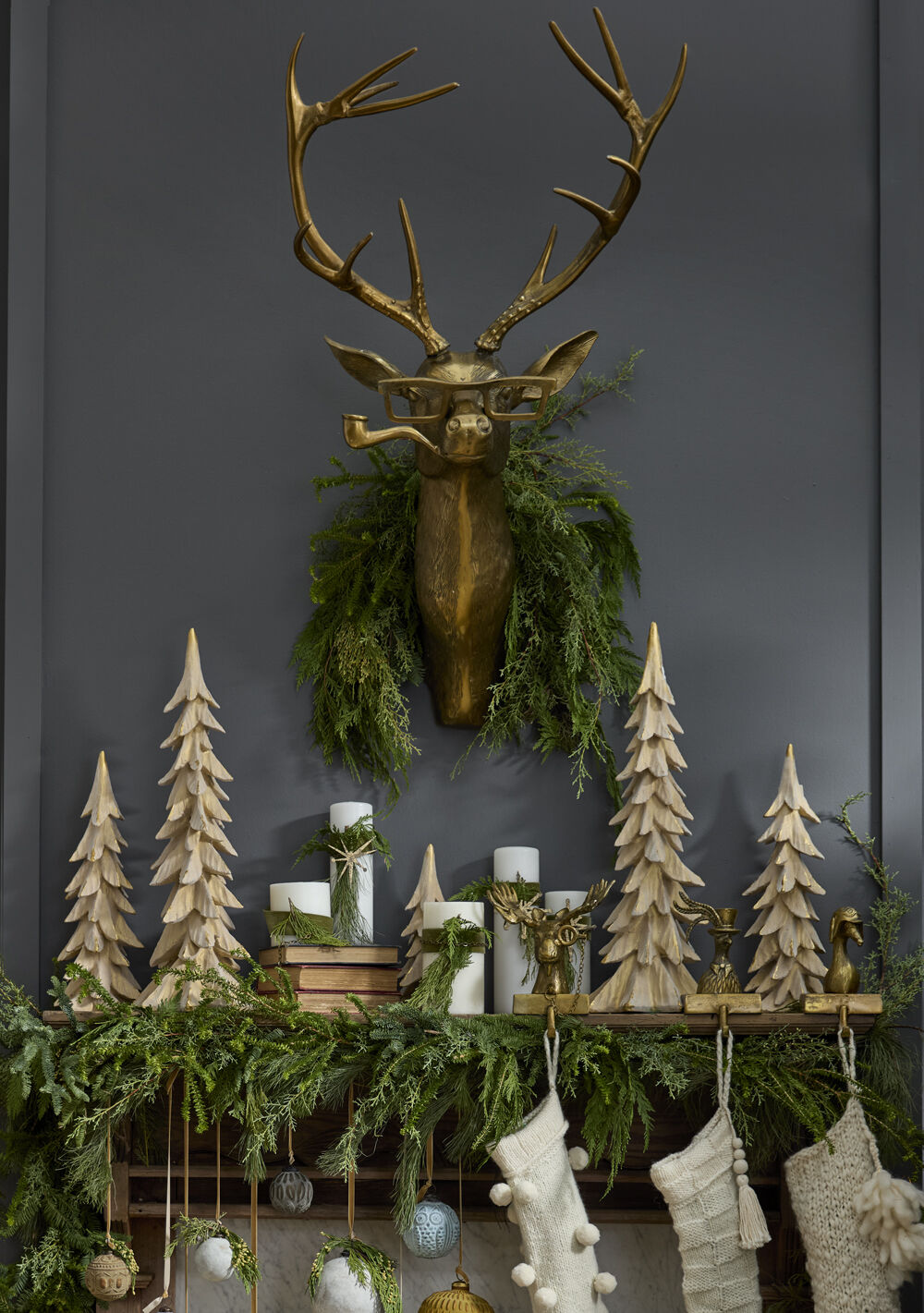 E+E Beatrice Wall Mount Frankie the Buck
