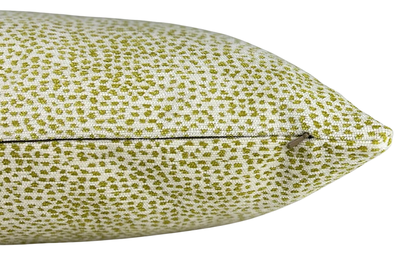 Julia Pillow - 14x20 / Kiwi